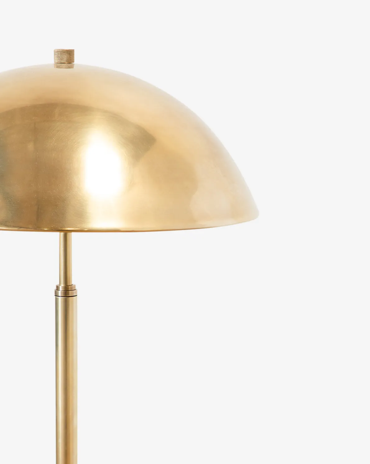 Aldorno Floor Lamp