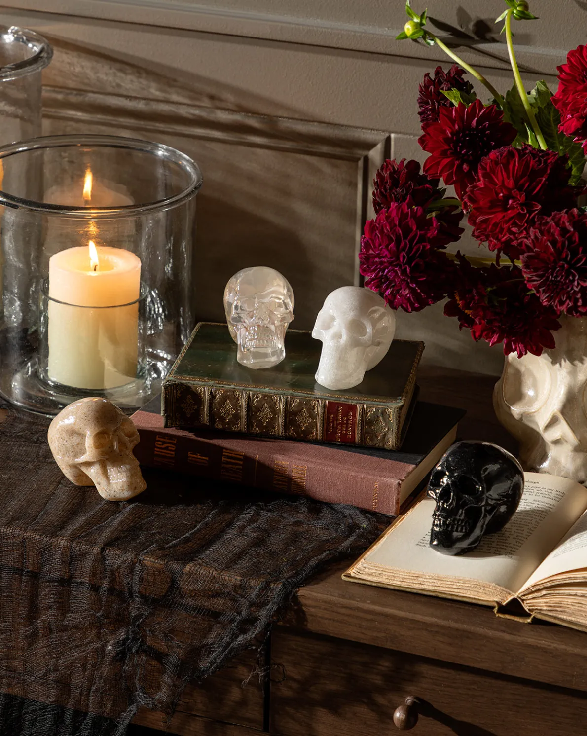 Assorted Resin Skulls (Boxed Set of 4)