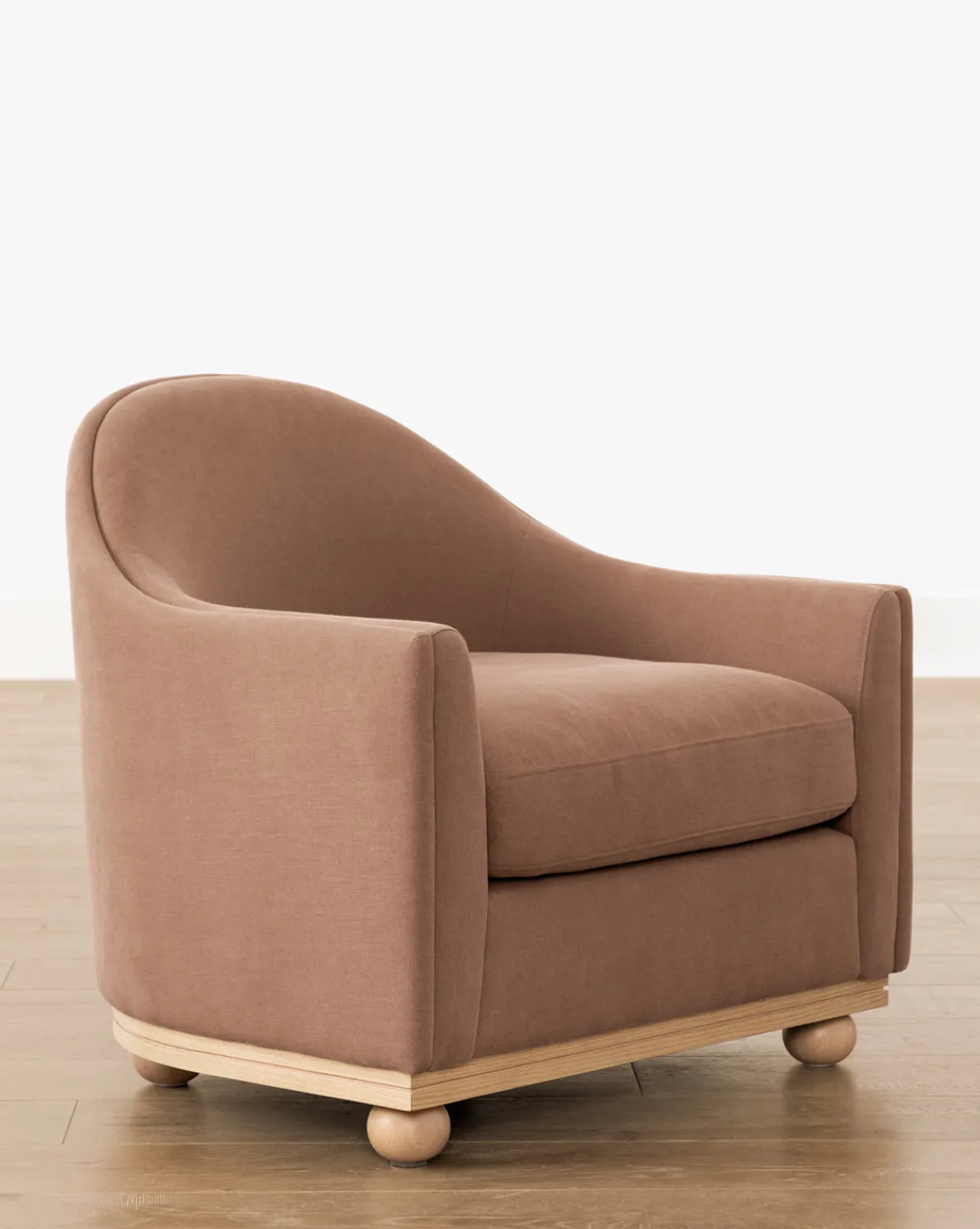 Bunnell Lounge Chair (Ready to Ship)