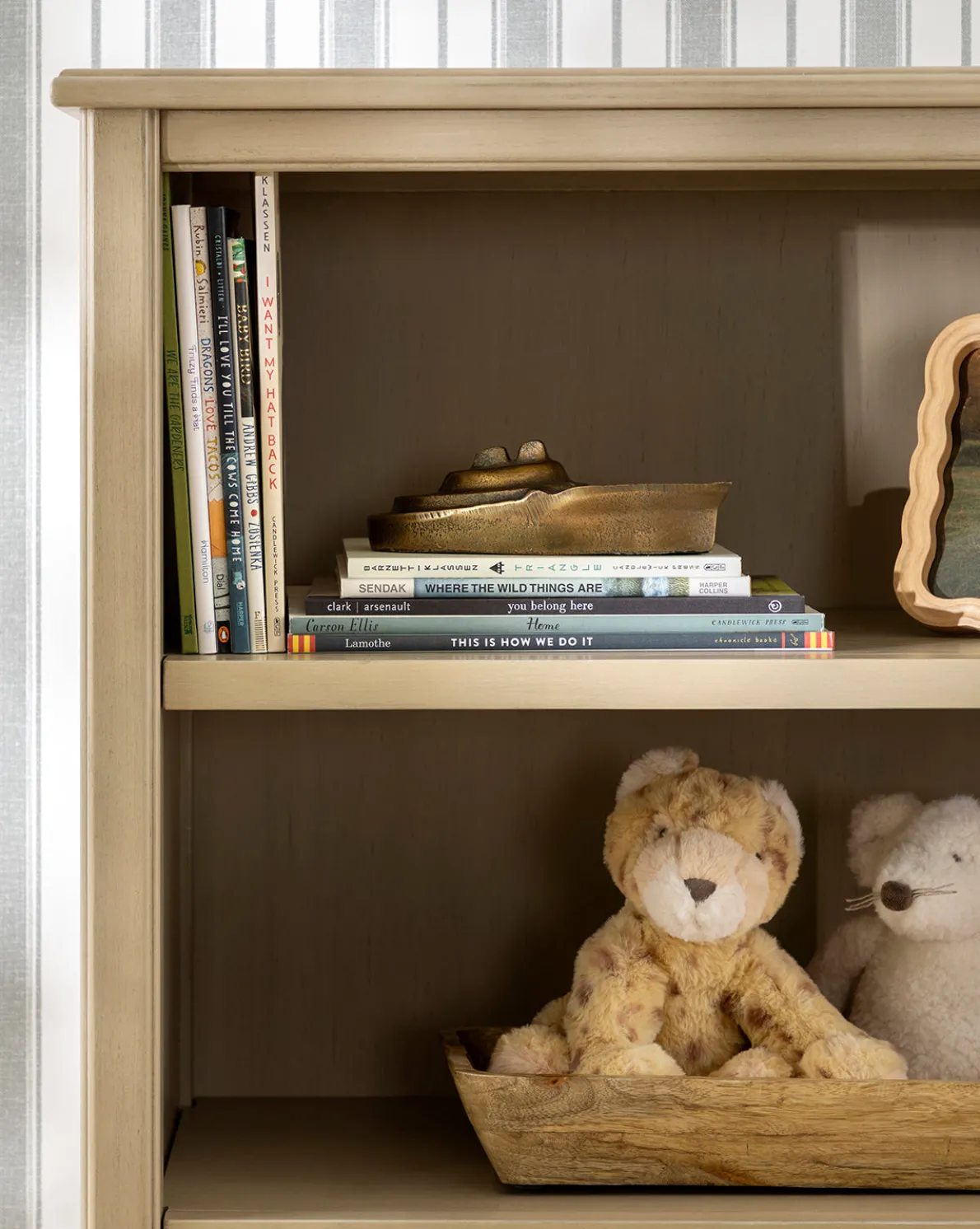 Cast Aluminum Boat Object