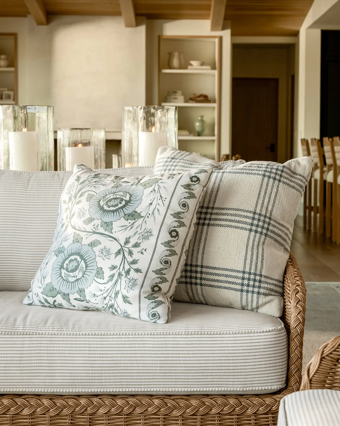 Conlin Indoor/Outdoor Pillow