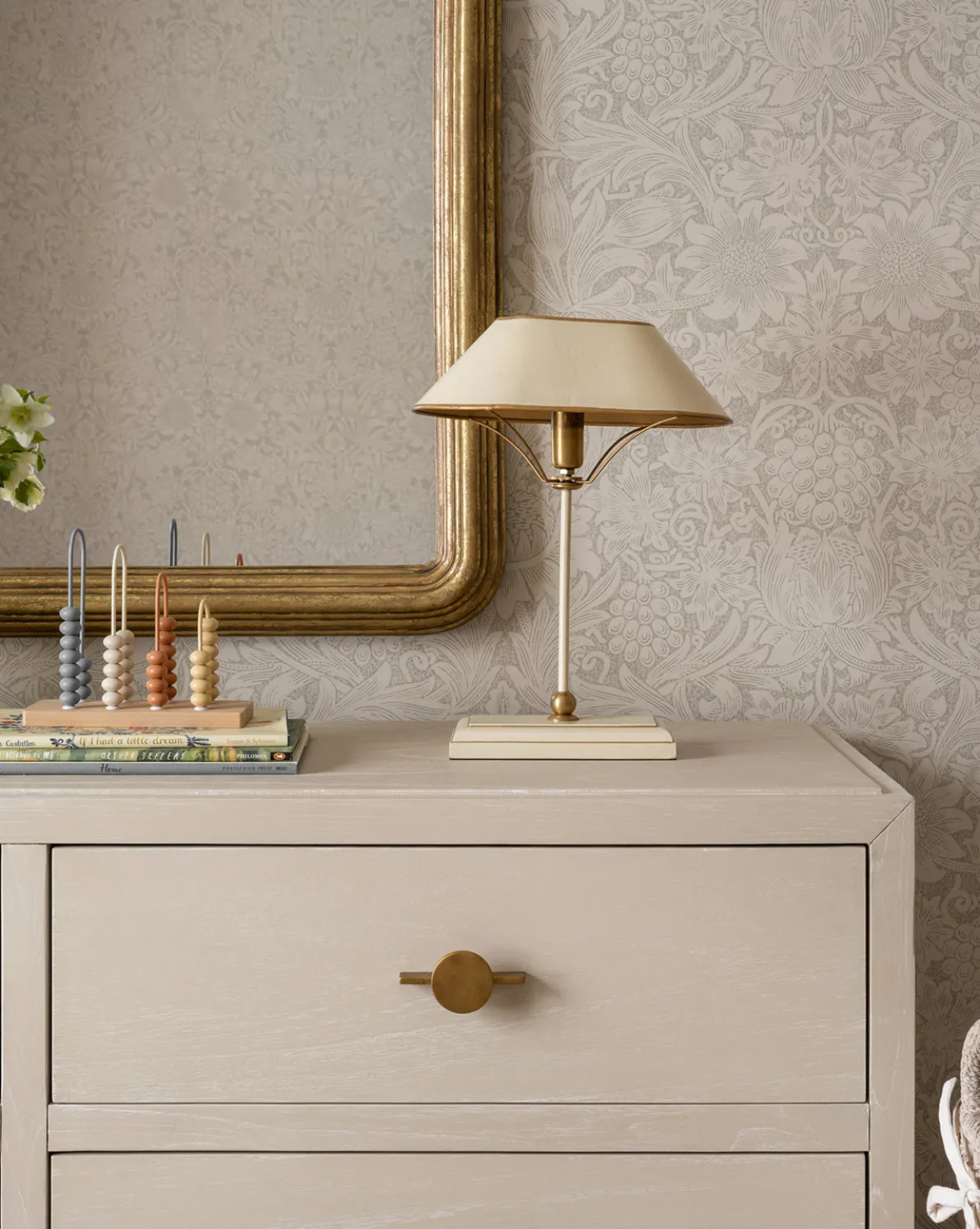 Daphne Table Lamp