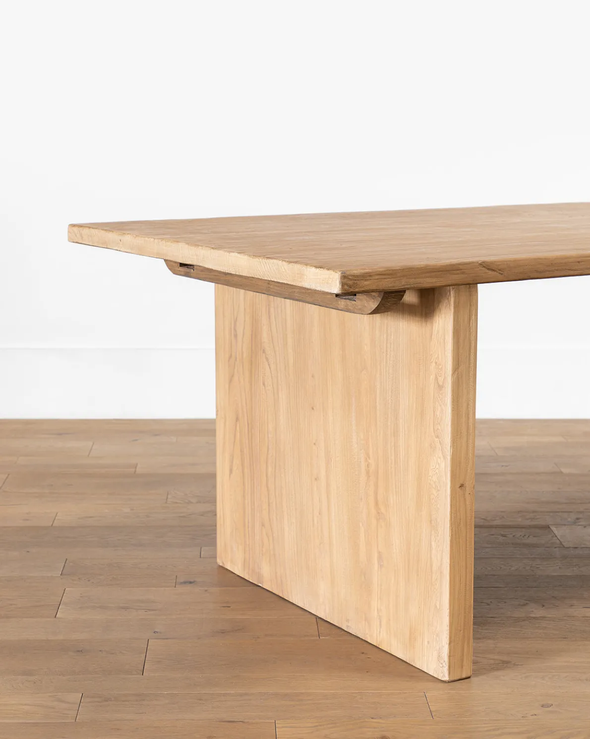 Dillon Extension Dining Table
