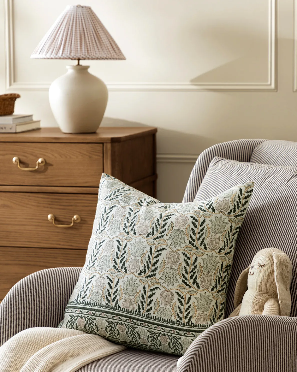 Ellsbeth Pillow Cover