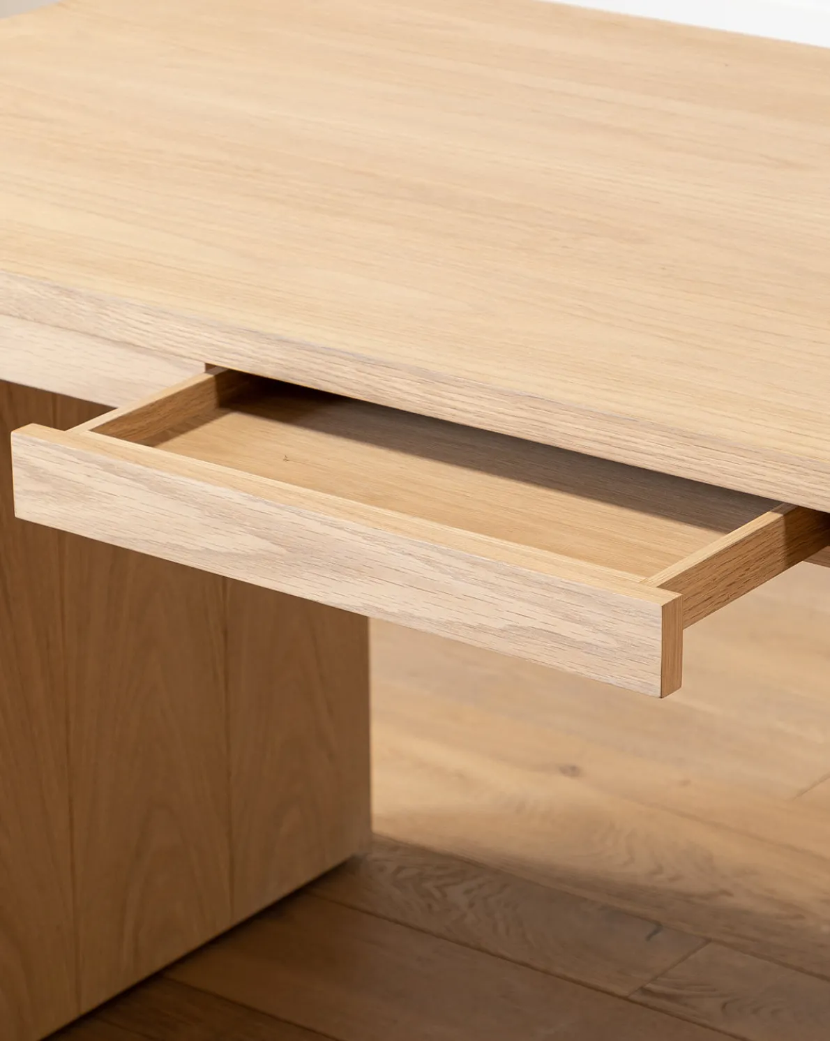 Elson Desk