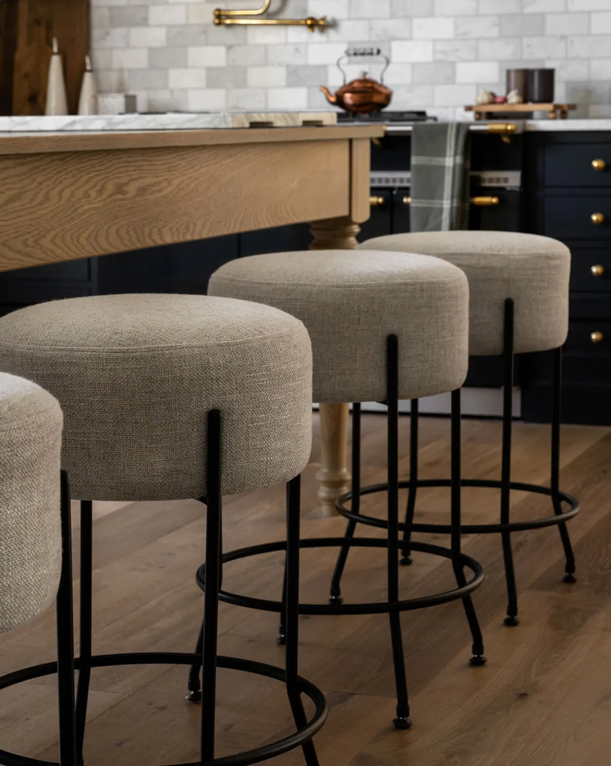 Evander Counter Stool