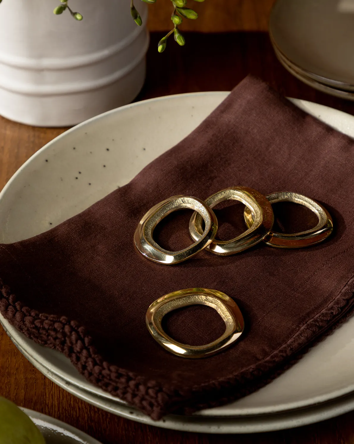Gilford Brass Napkin Rings (Set of 4)