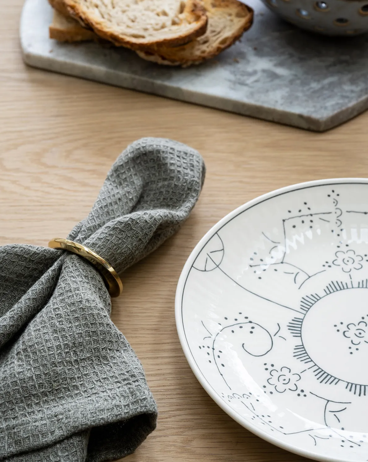 Gilford Brass Napkin Rings (Set of 4)