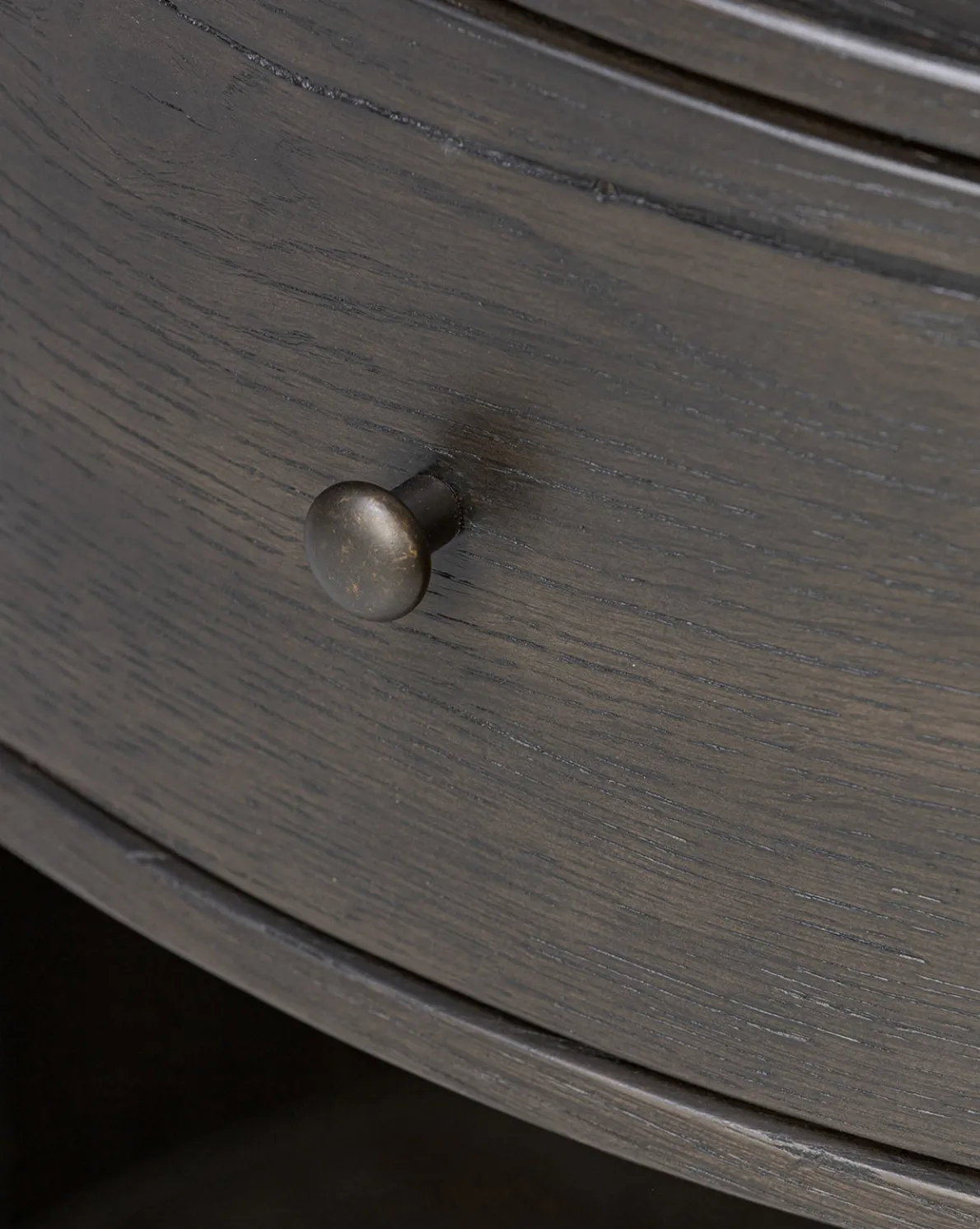 Glenndon Oak Nightstand