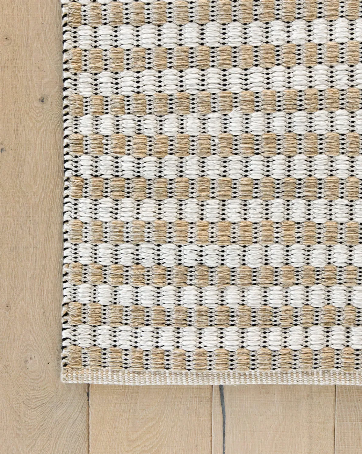 Granada Handwoven Indoor/Outdoor Rug