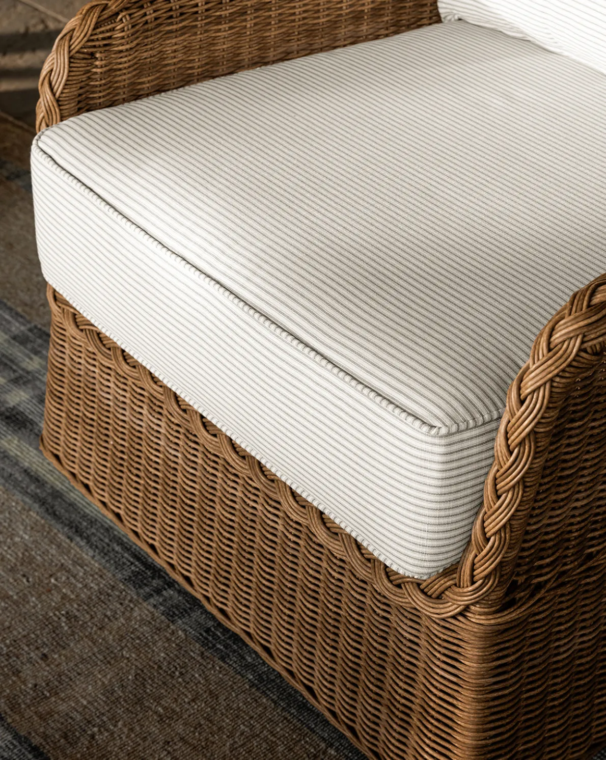 Haviland Outdoor Swivel Lounge Chair