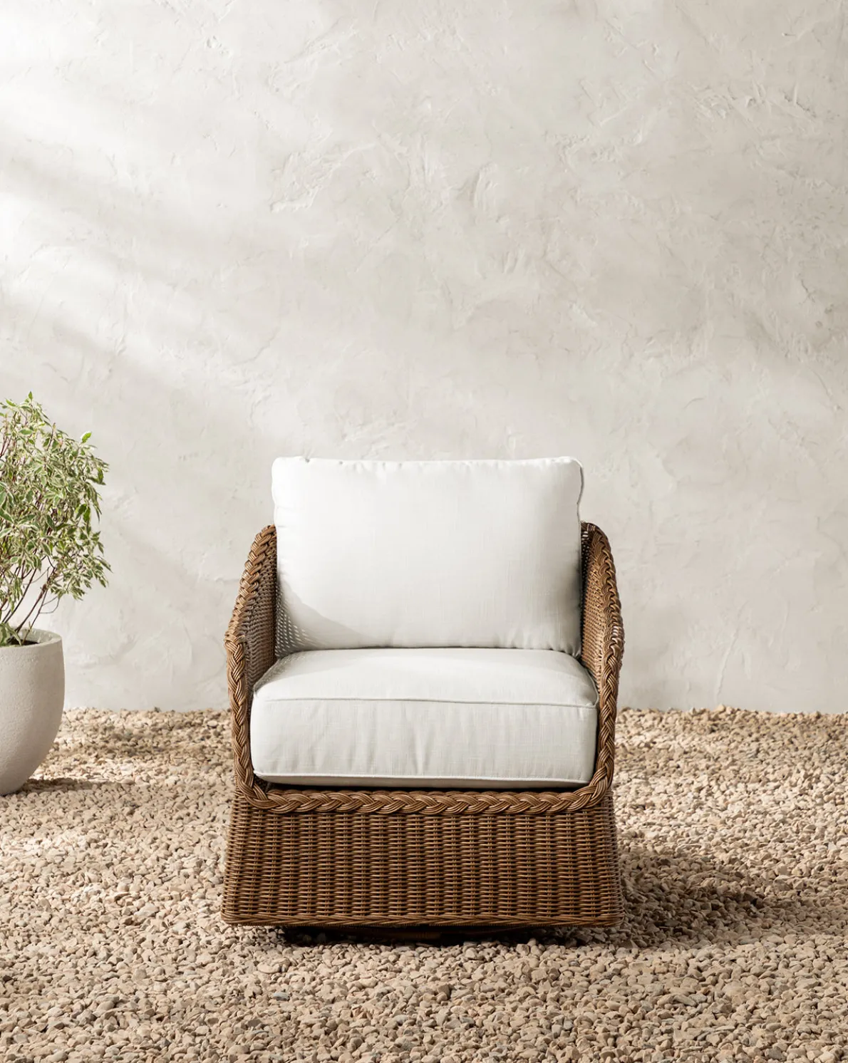 Haviland Outdoor Swivel Lounge Chair