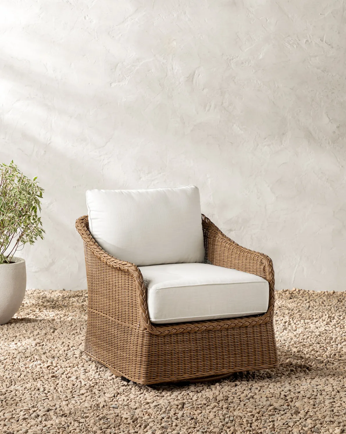 Haviland Outdoor Swivel Lounge Chair