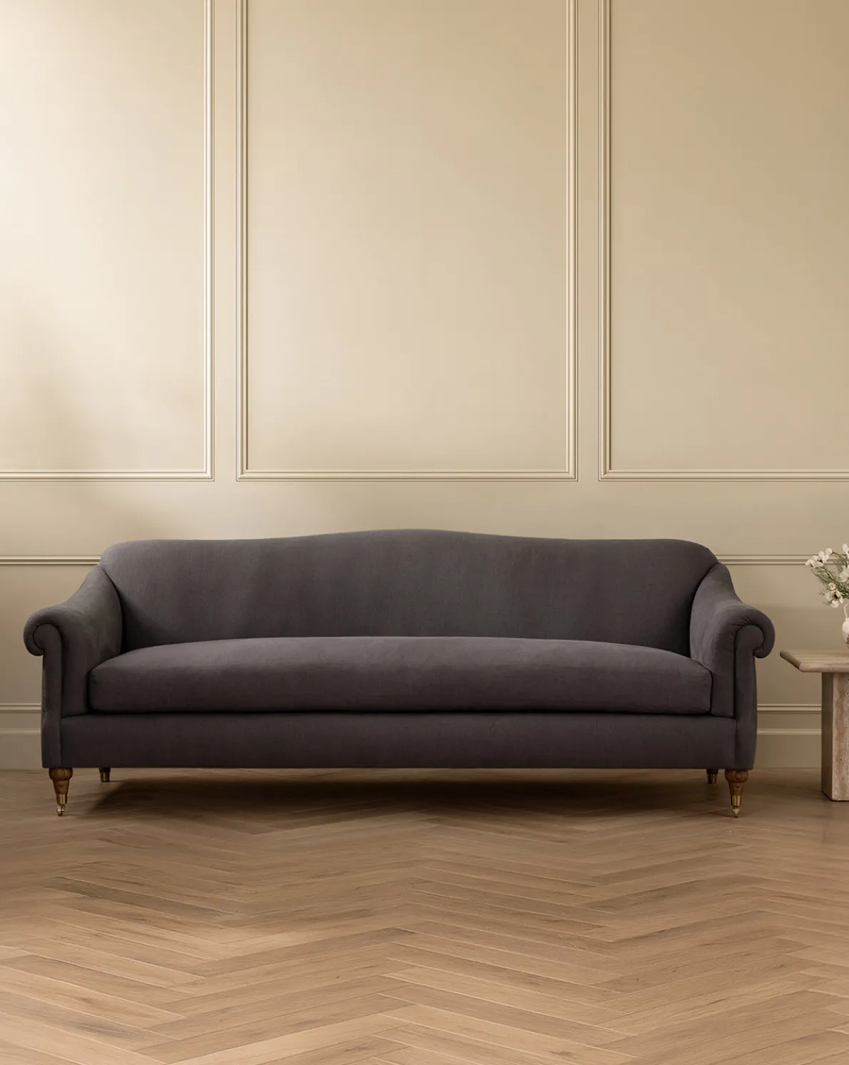 Hildegard Sofa 90
