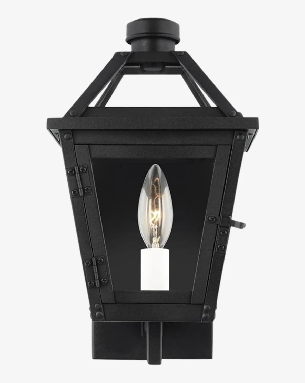 Hyannis Outdoor Wall Lantern