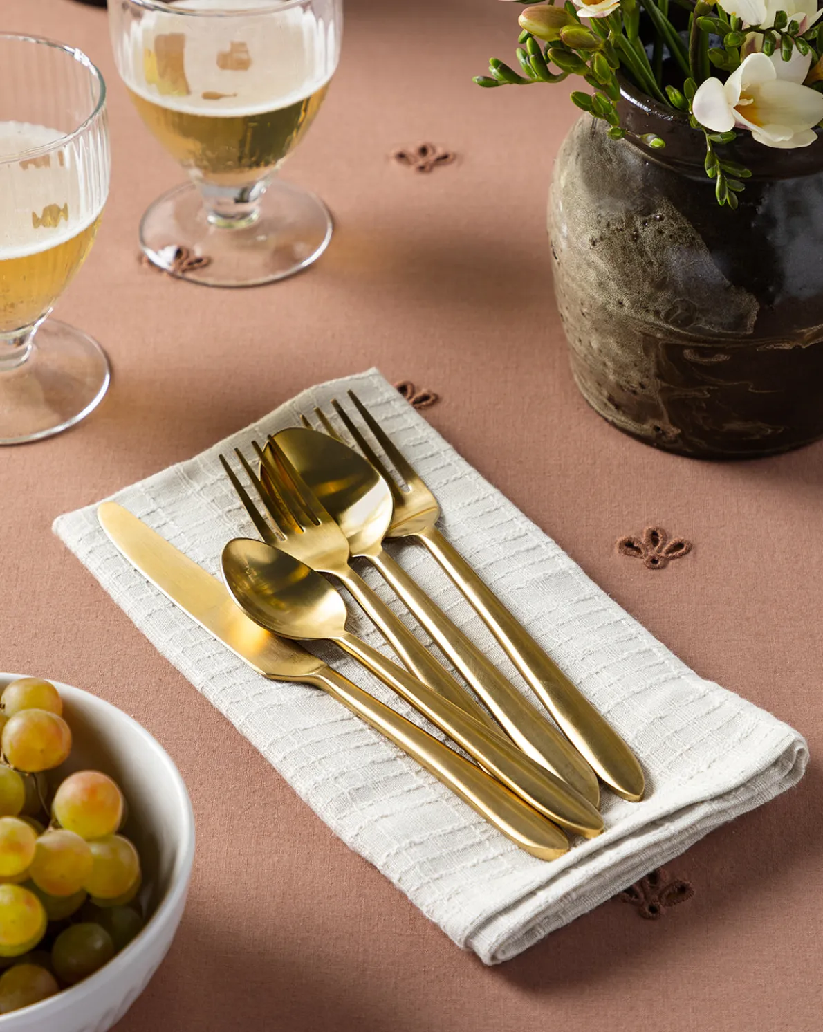 Leighton Woven Napkins (Set of 4)