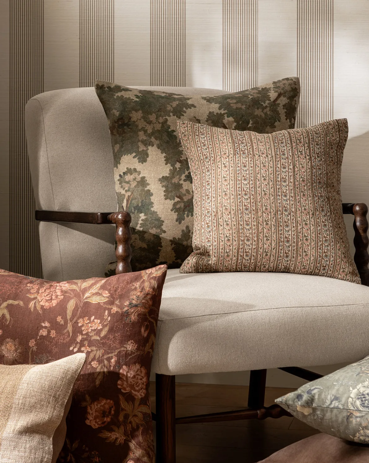 Lucetta Pillow Cover