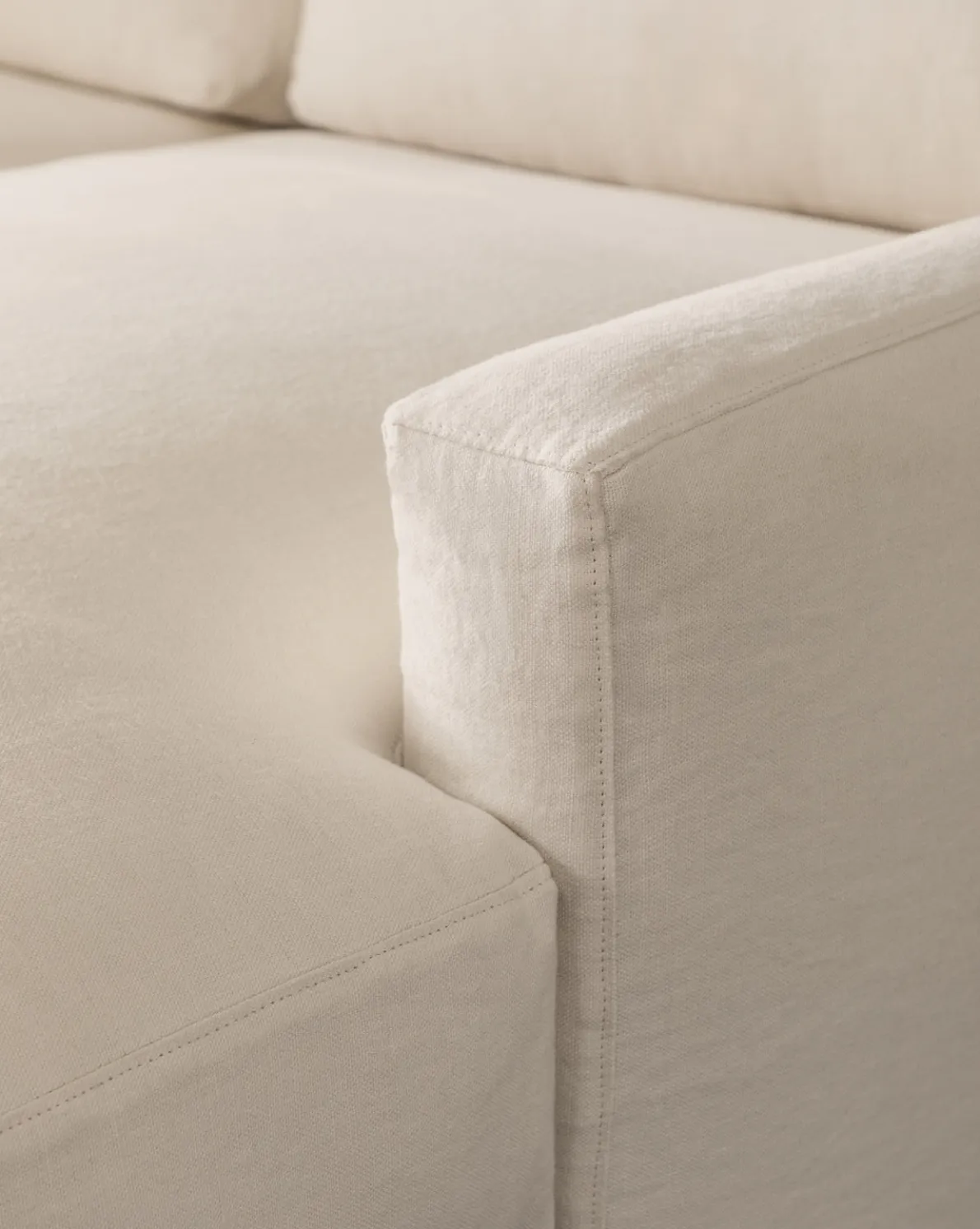 Macy Slipcover Chaise Sectional 101