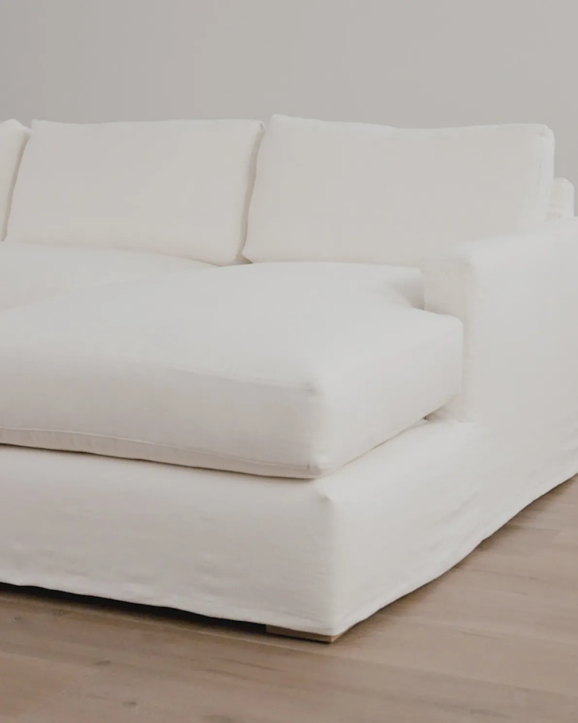 Macy Slipcover Chaise Sectional 101