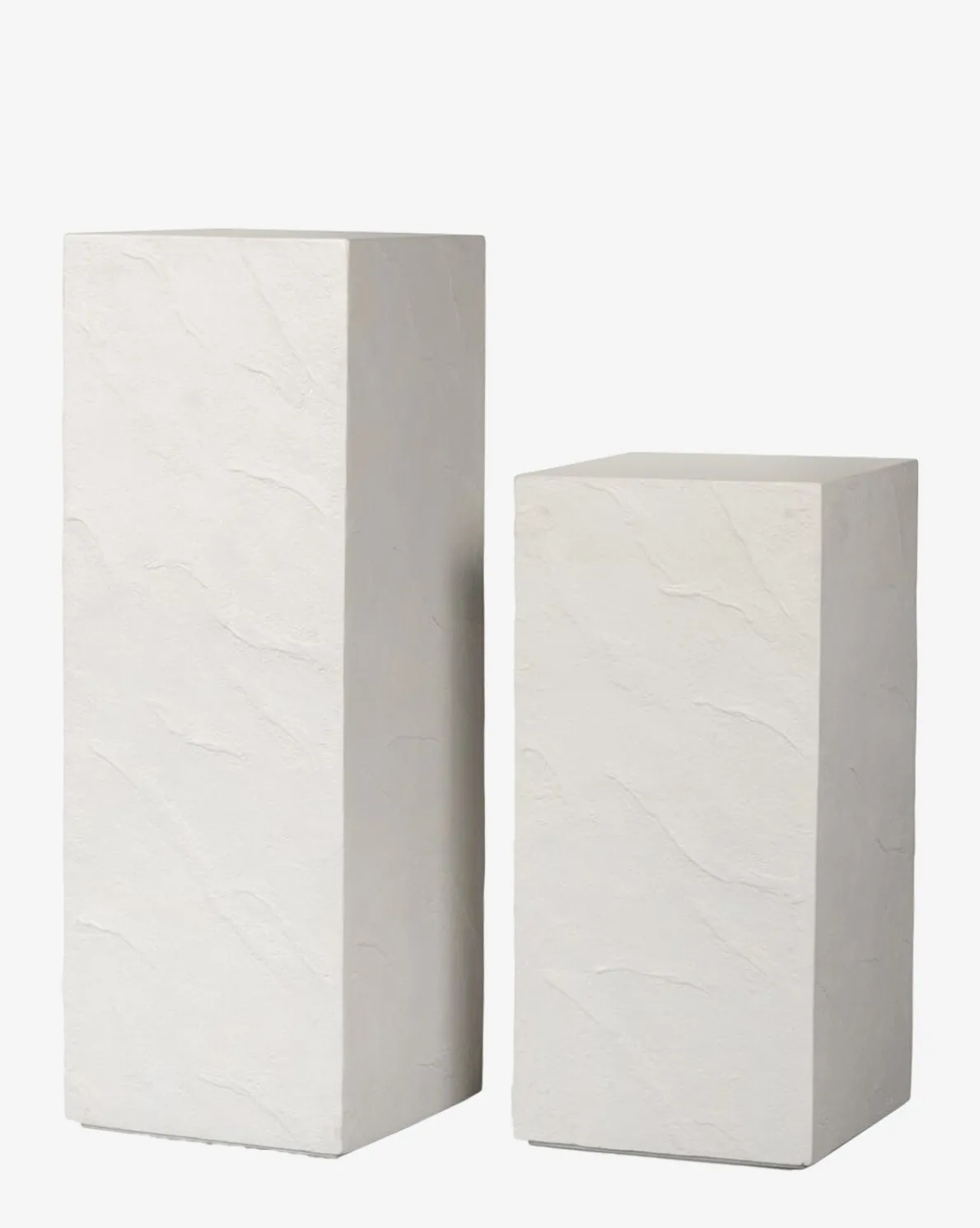 Maravi Indoor/Outdoor Pedestal
