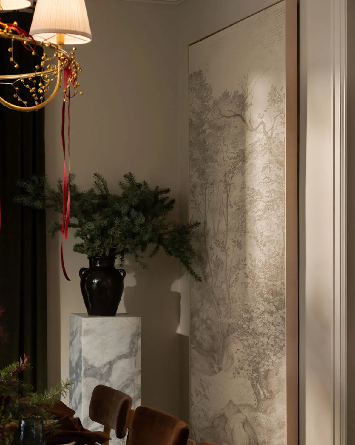 Milania Marble Pedestal