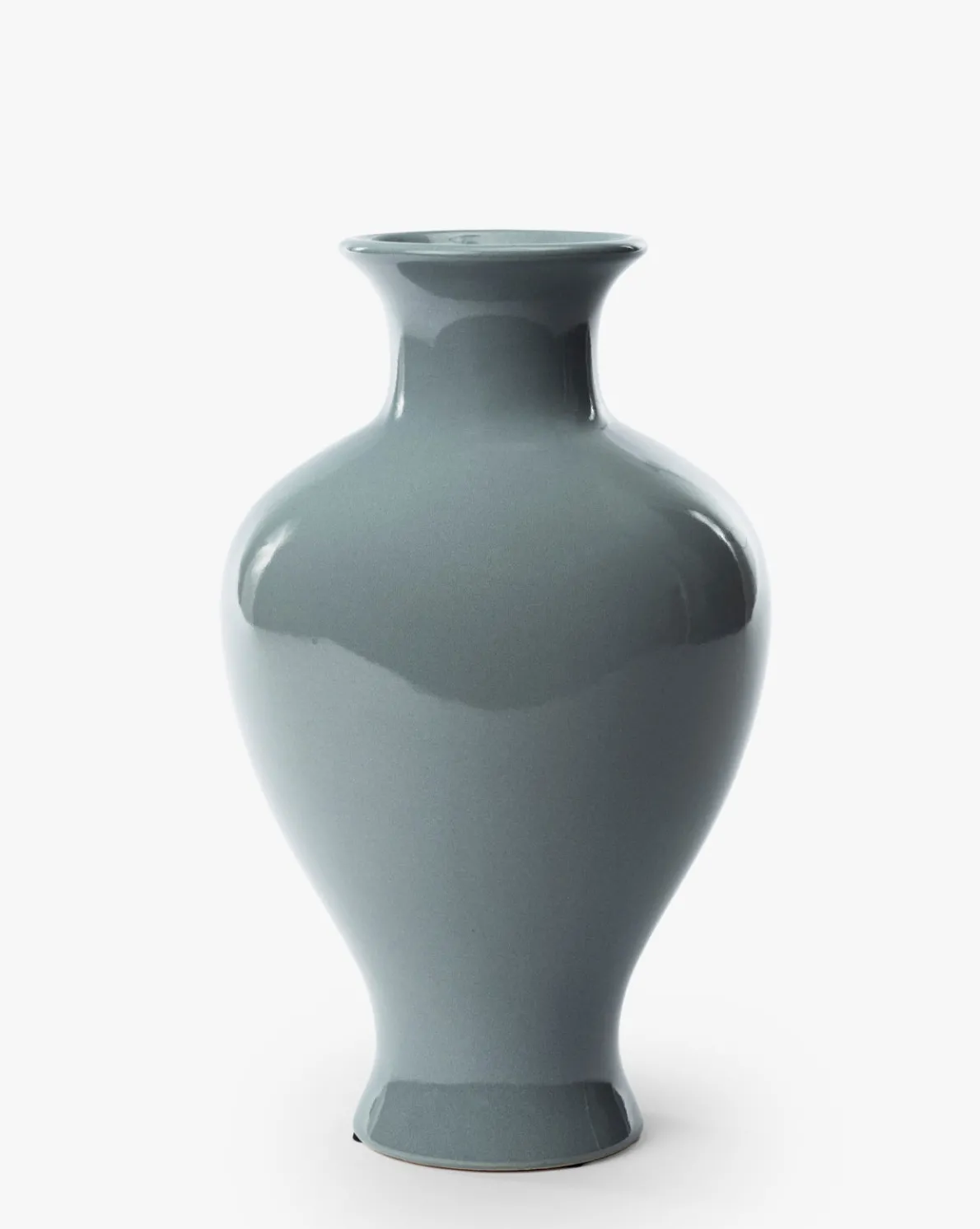 Natalia Vase