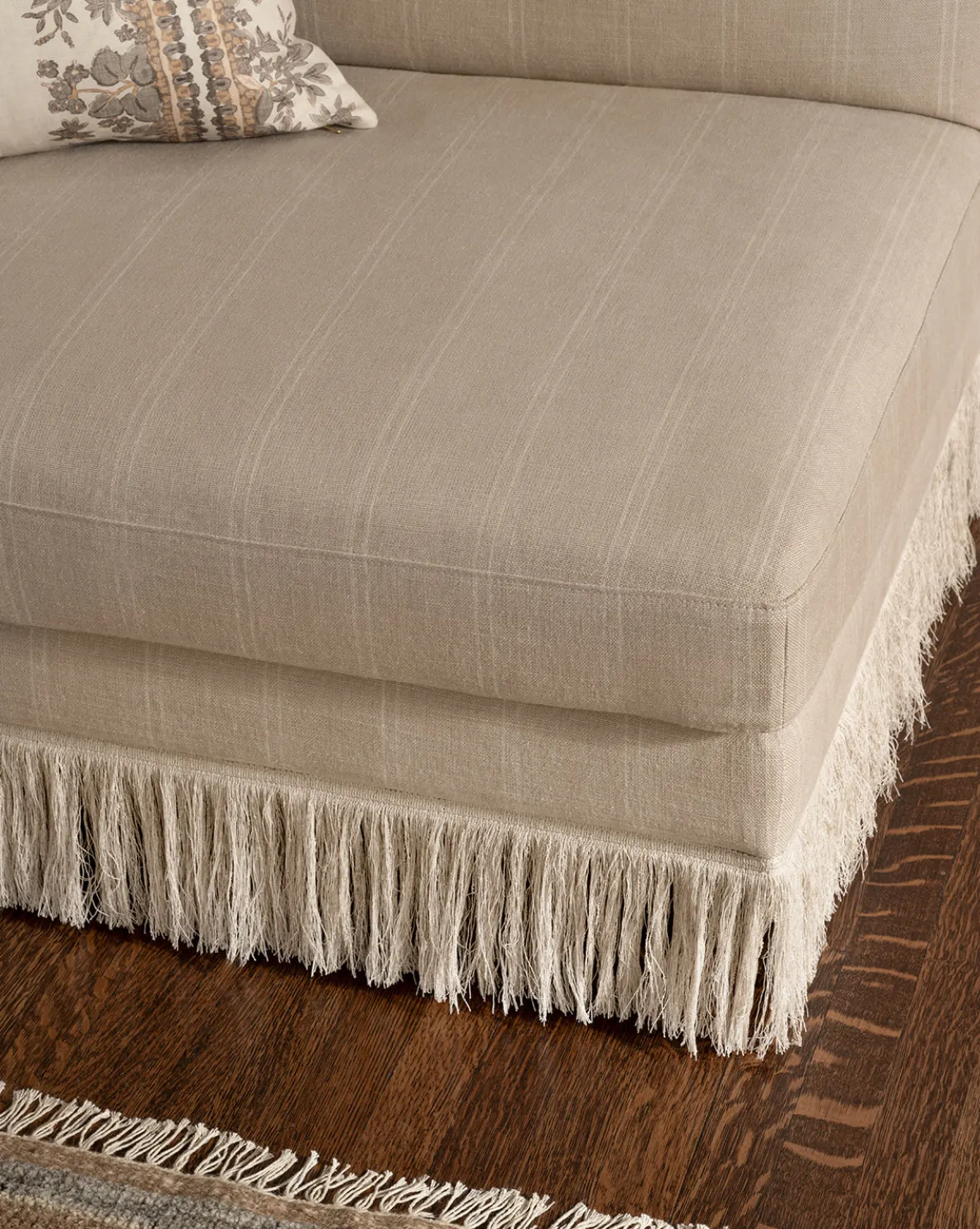 Philippa Settee (Ready to Ship)