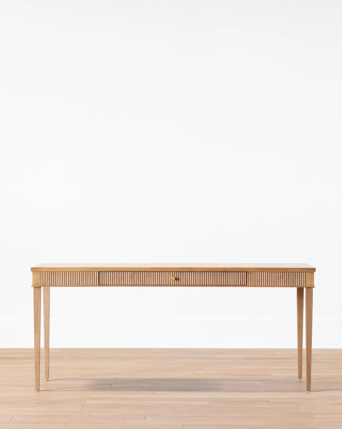 Pieter Desk
