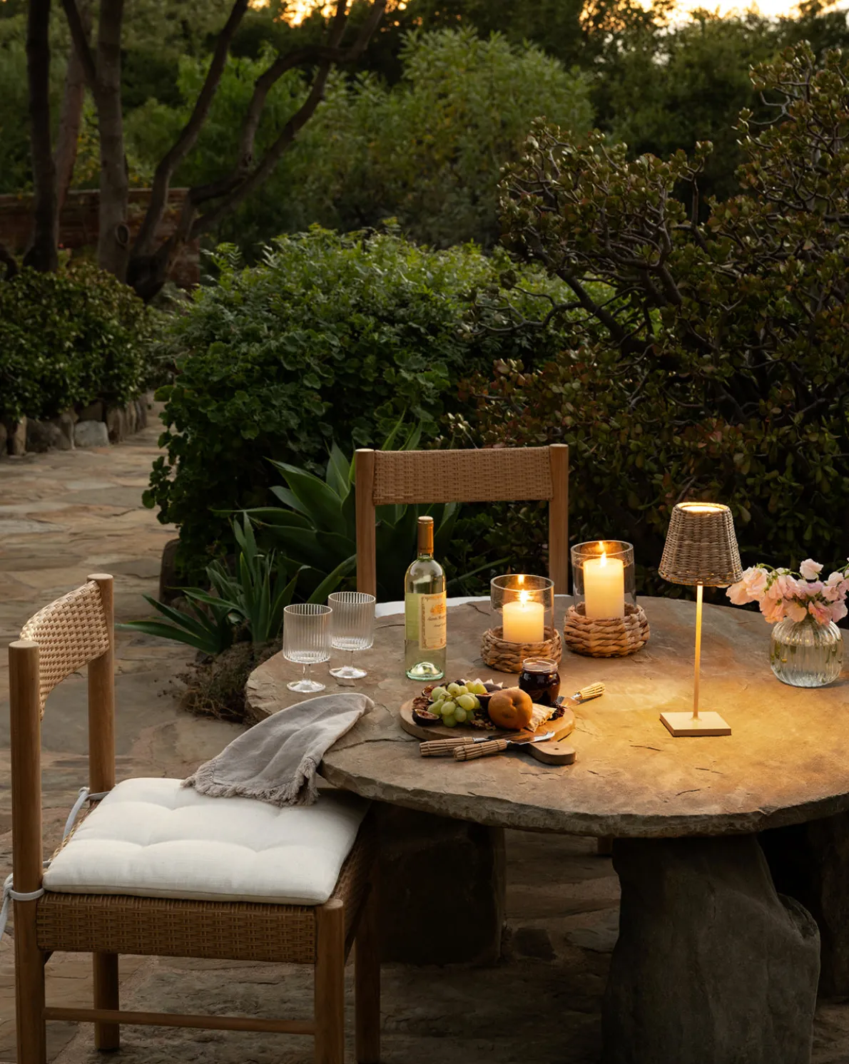 Poldina Indoor/Outdoor Table Lamp