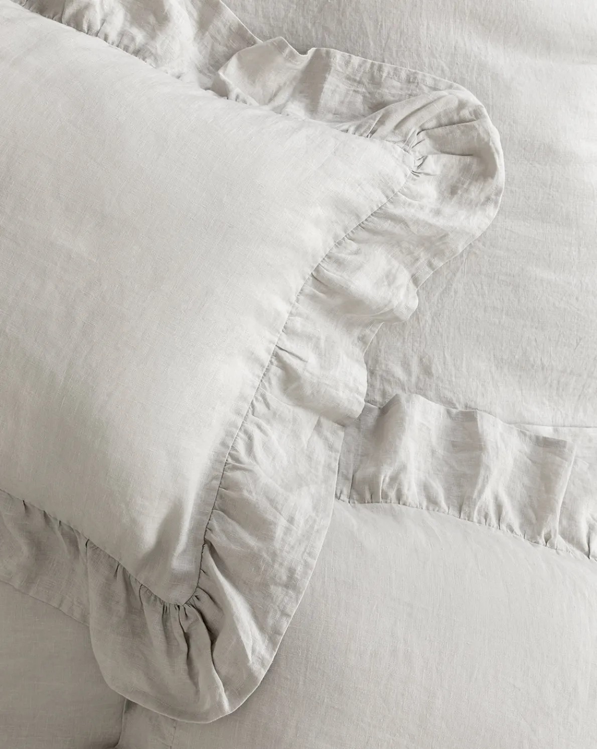 Ruffle Linen Shams (Set of 2)