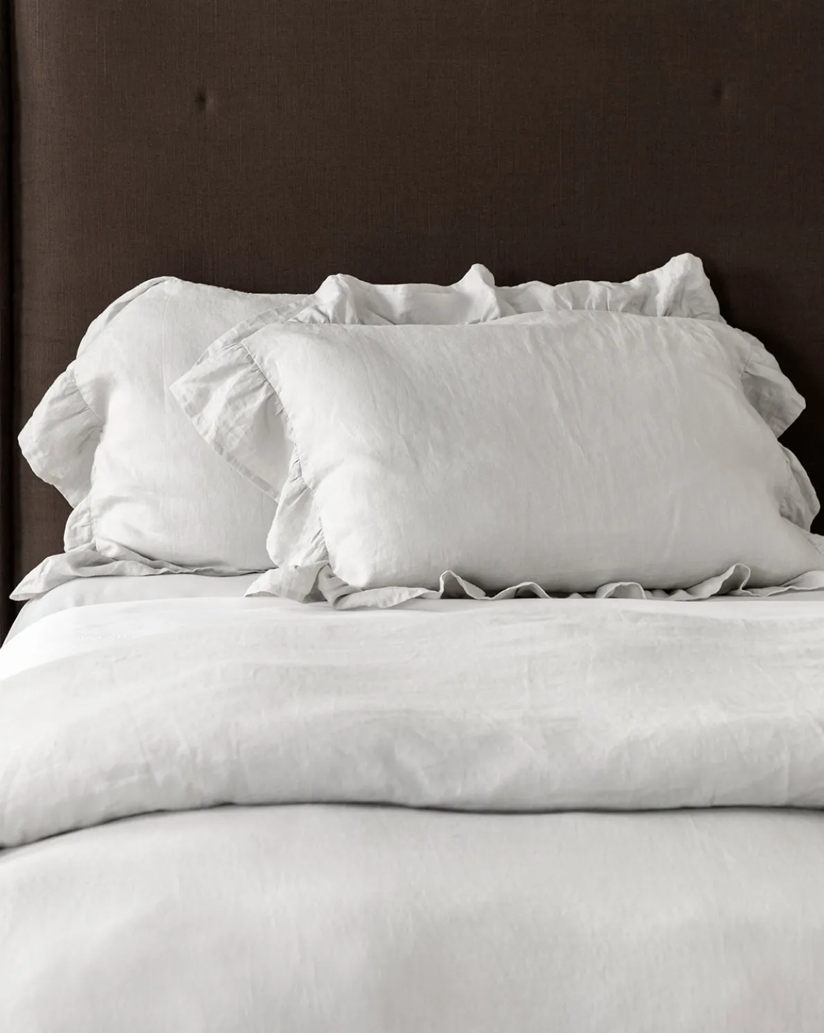 Ruffle Linen Shams (Set of 2)