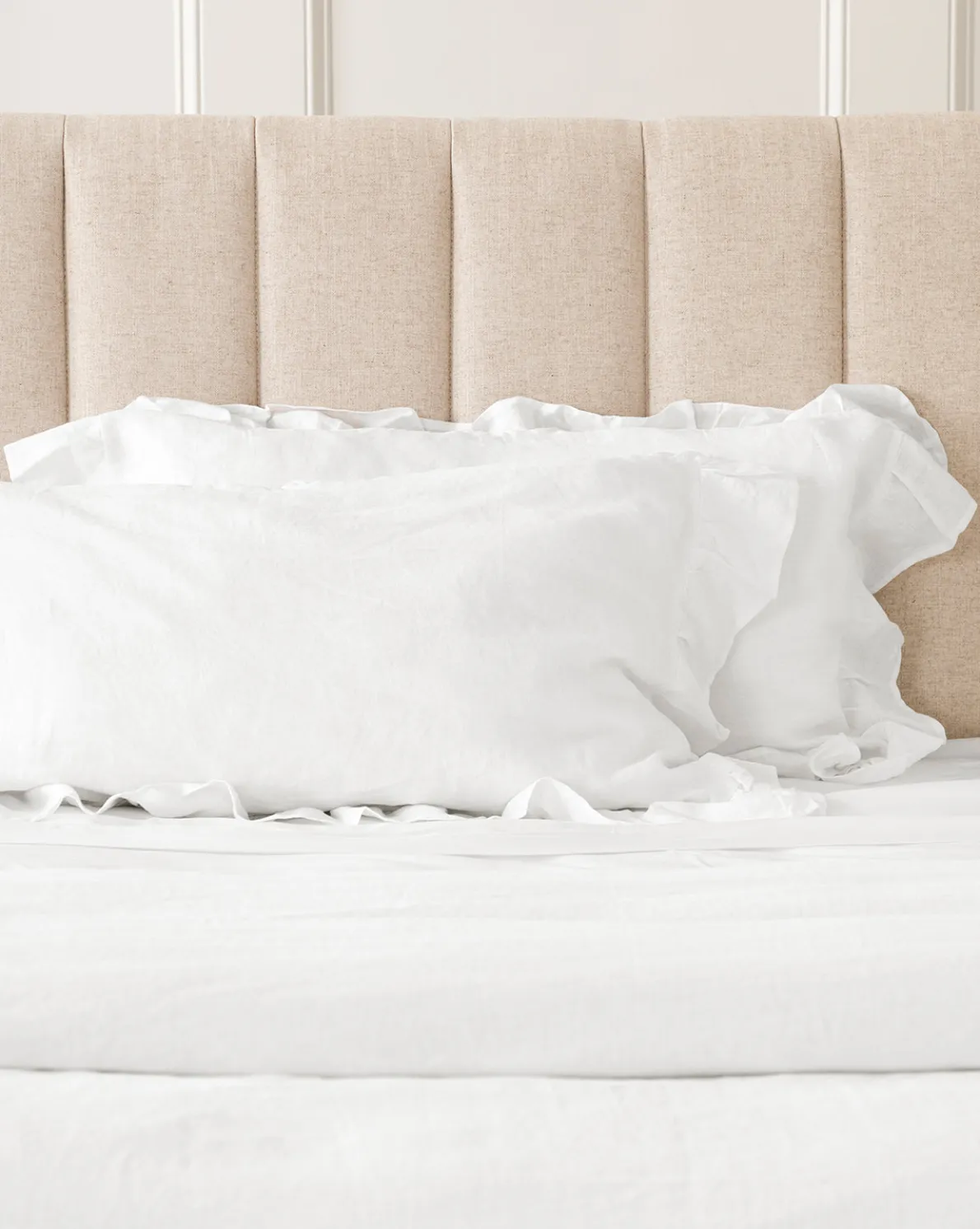 Ruffle White Linen Shams (Set of 2)