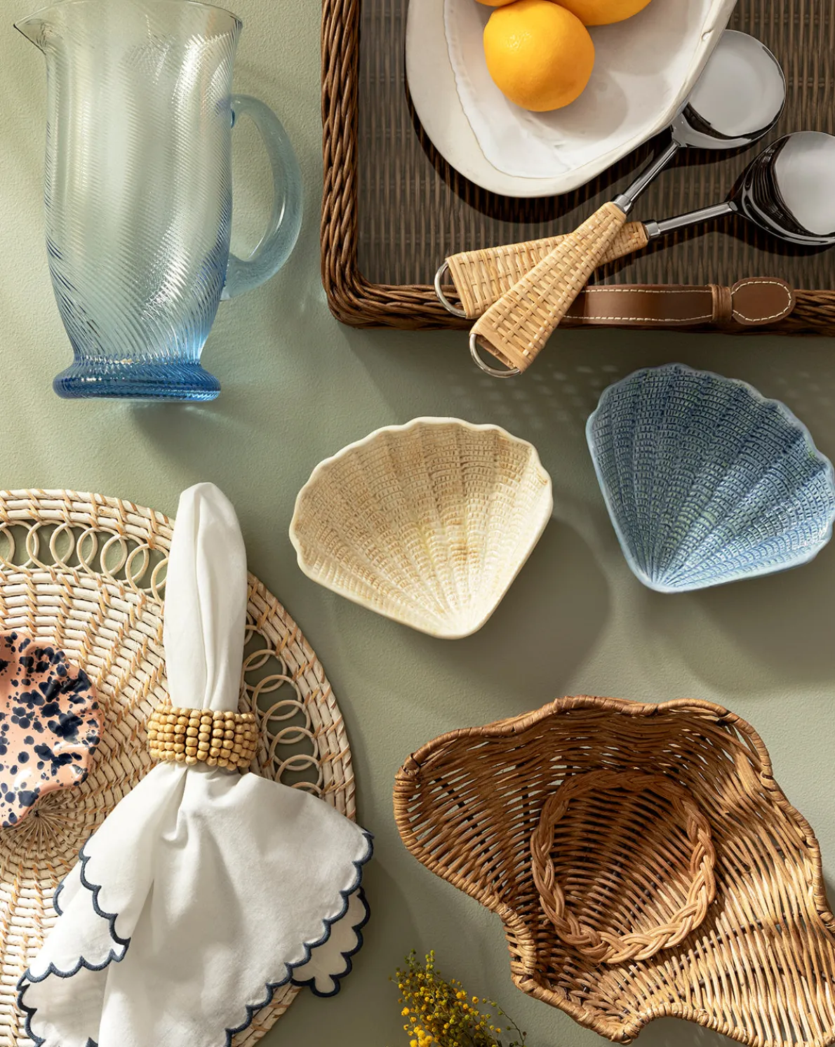 Scallop Border Napkins (Set of 4)