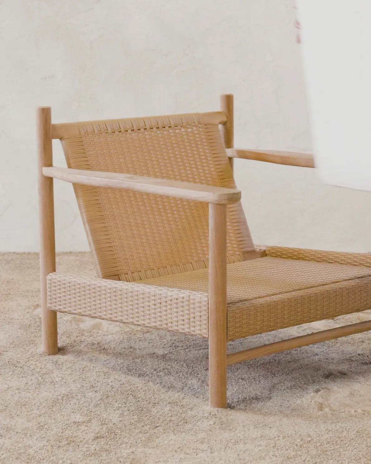 Simeon Outdoor Lounge Chair