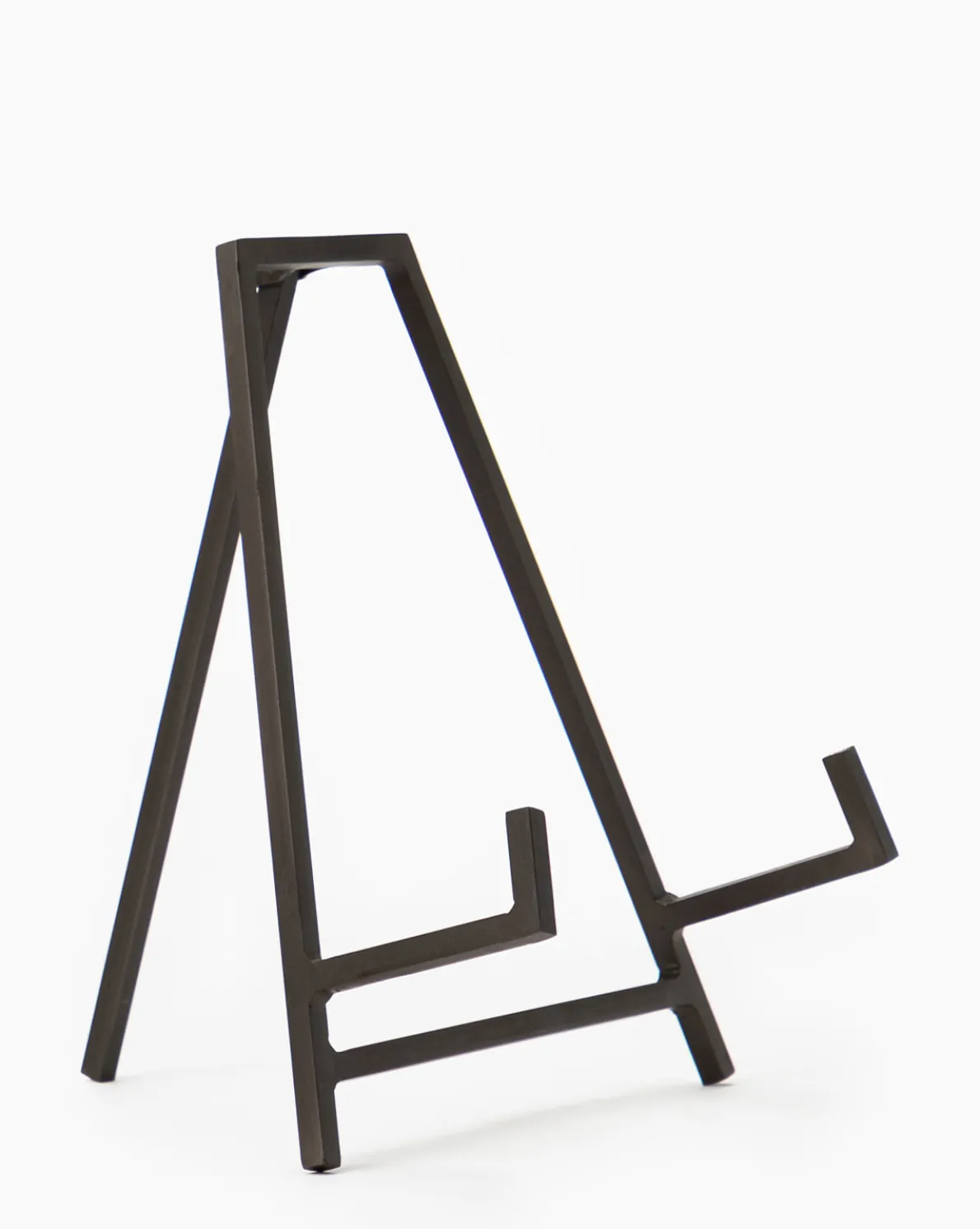 Studio Display Easel