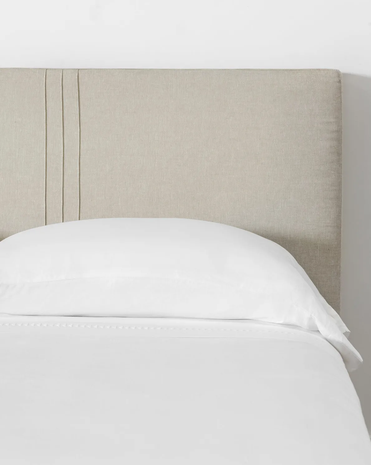 Taylor Pleated Bed (Ready to Ship)