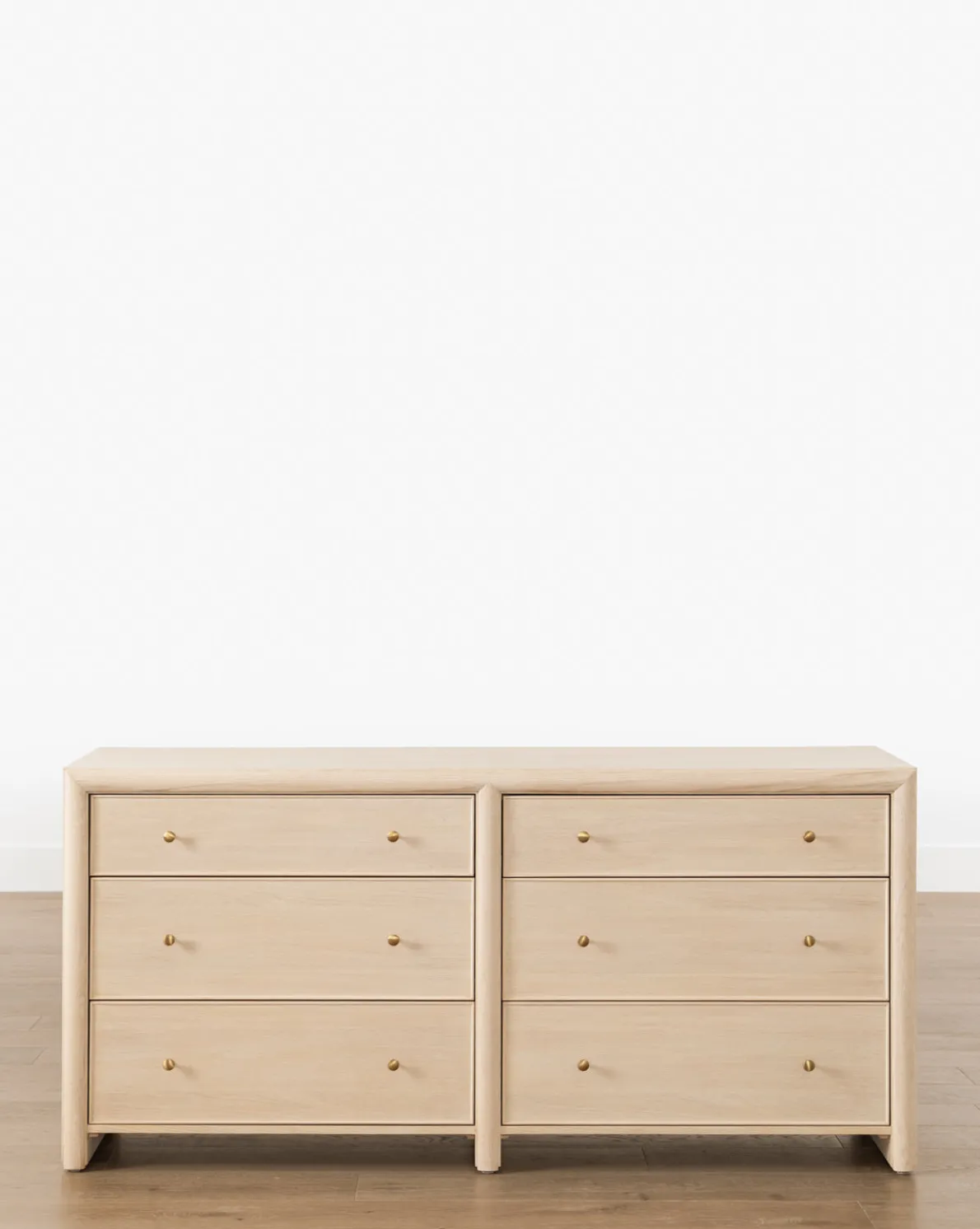 Tellerbeck Dresser