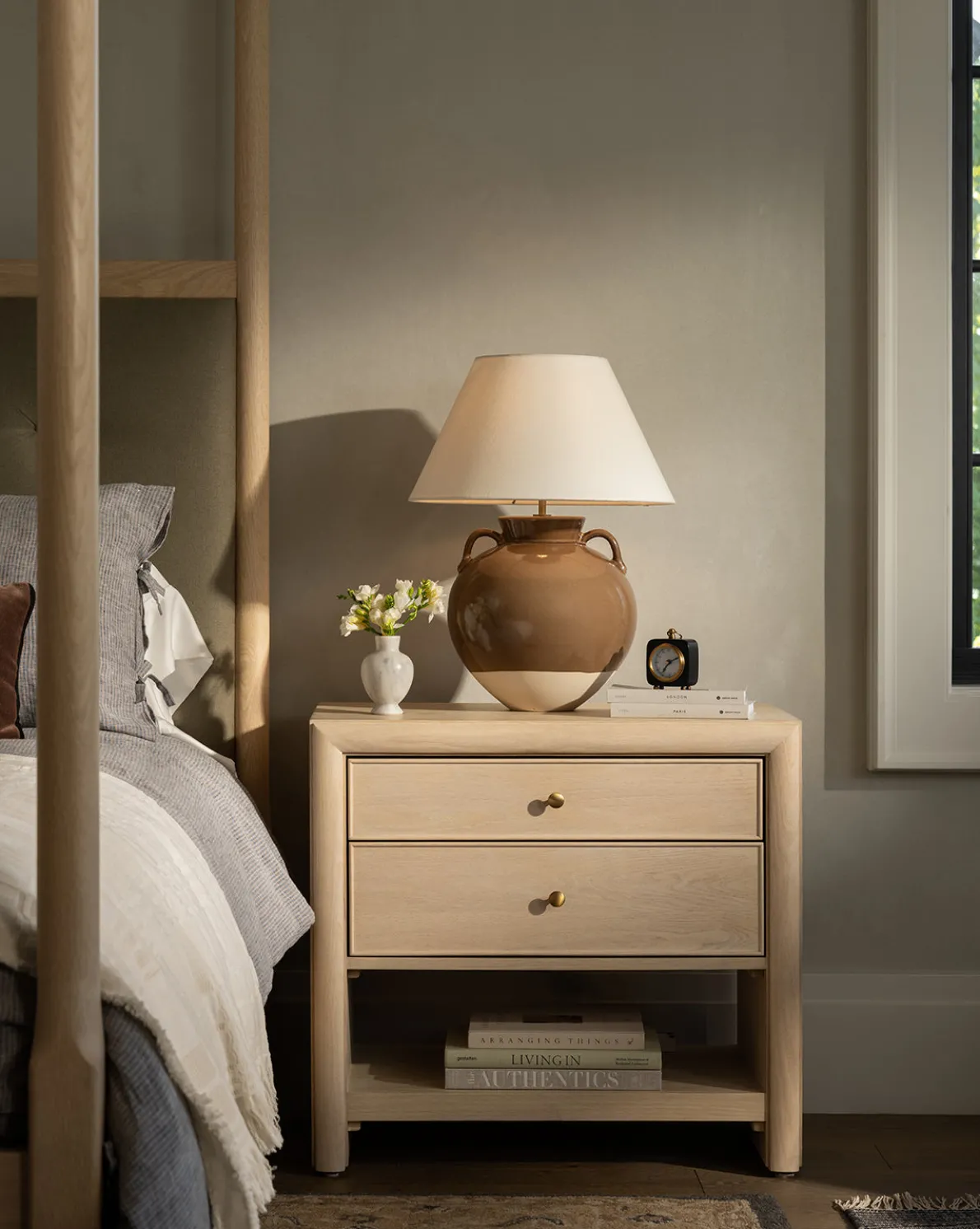 Tellerbeck Nightstand