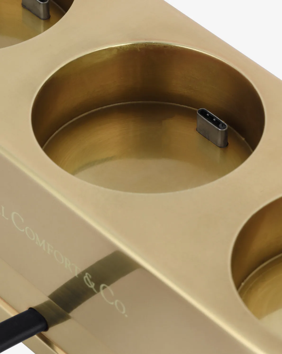 Triple R45 Universal Charging Station