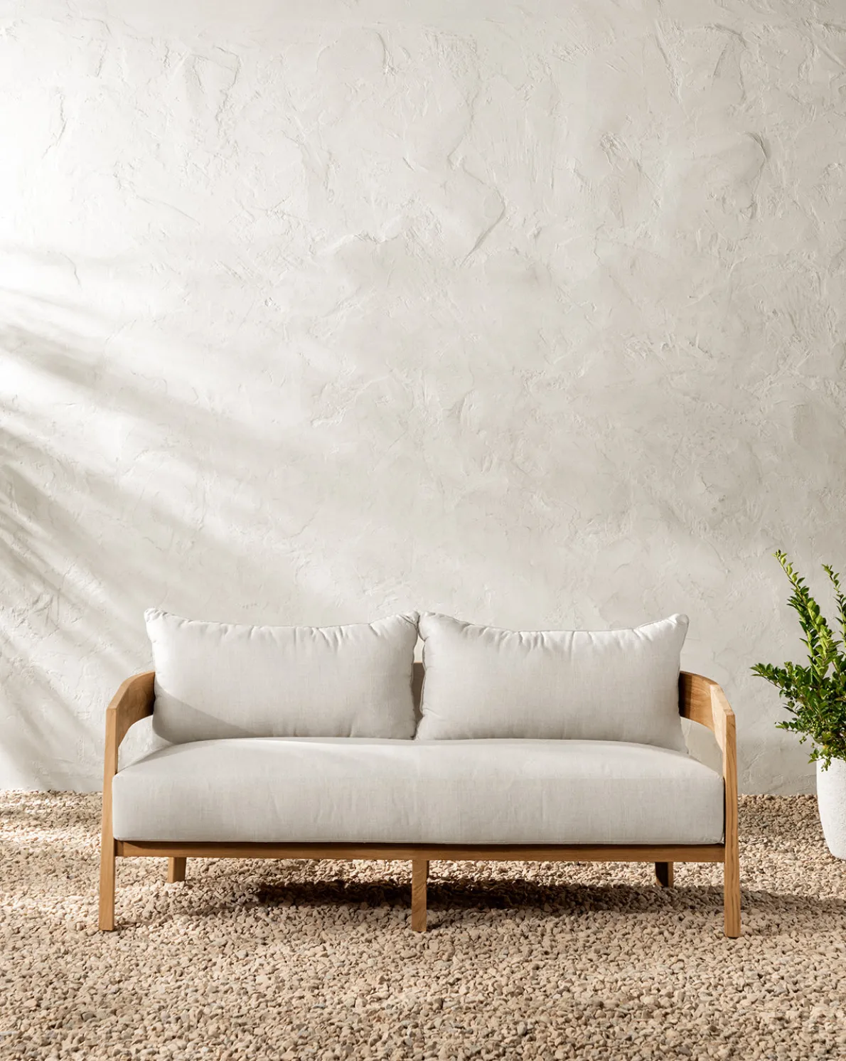 Vento Outdoor Sofa 68.75"