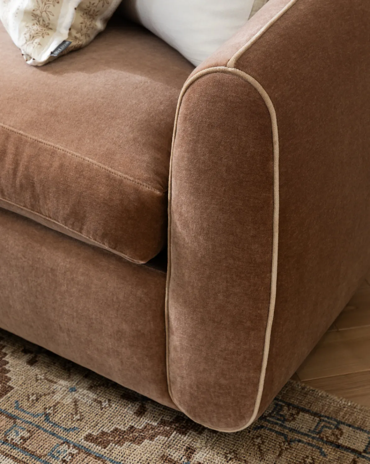 Wexler Sofa 90